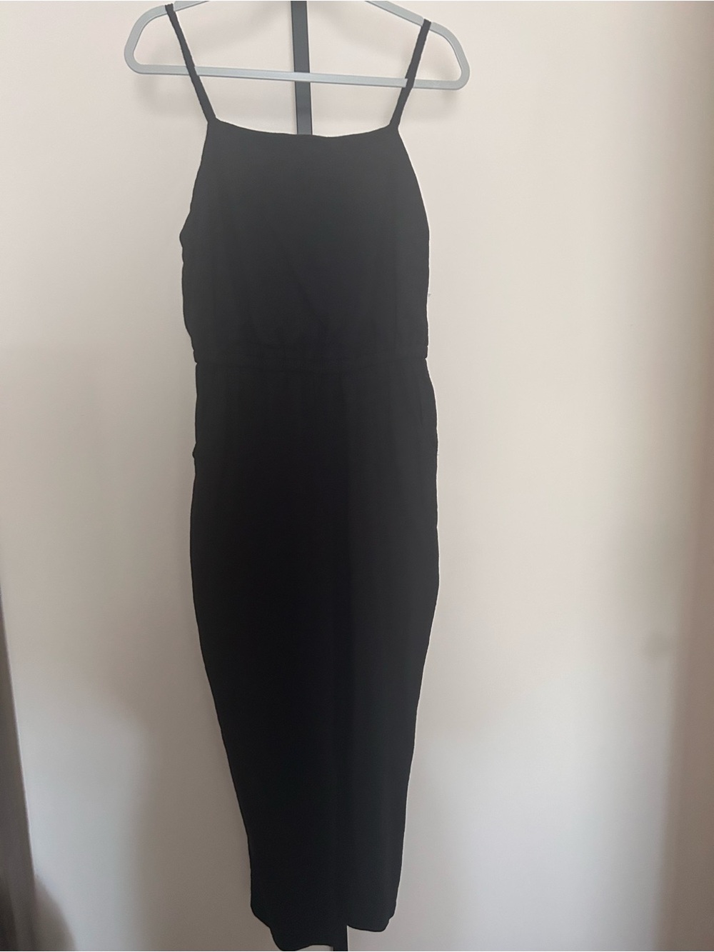 Old Navy Black Spaghetti-Strap Midi Dress
